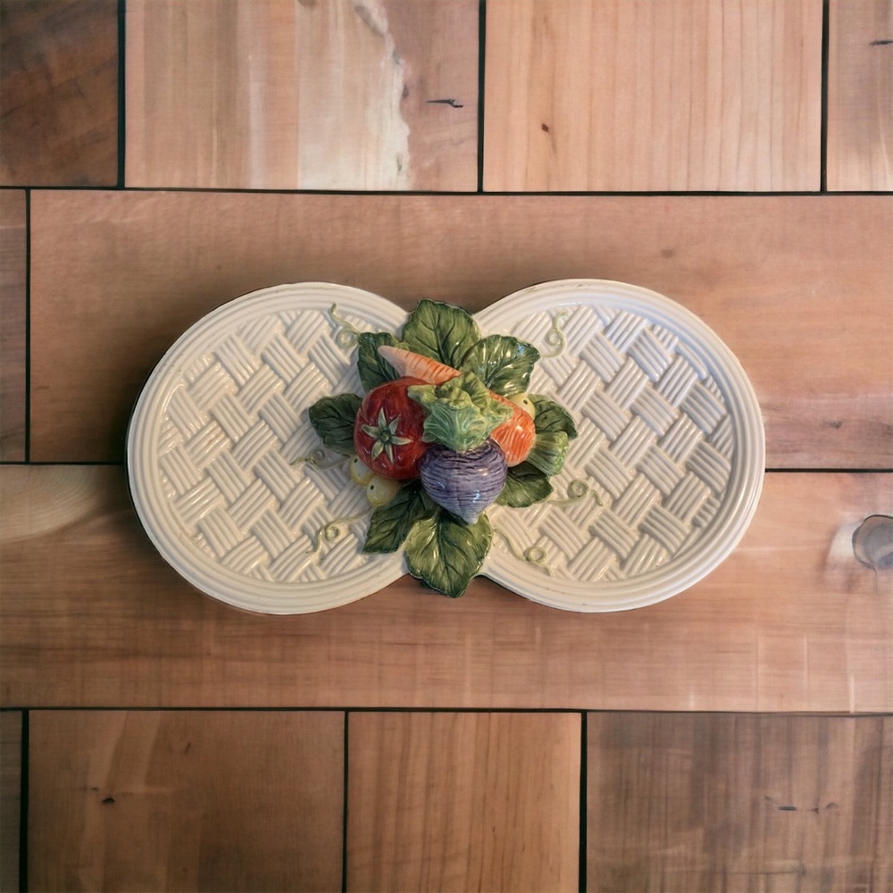Fitz And Floyd Vegetable Garden 1995 Basket Divided
Serving Platter